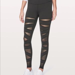 Winder under high rise pant